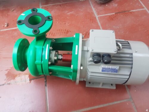 Máy bơm hóa chất đầu nhựa 32FP-11D