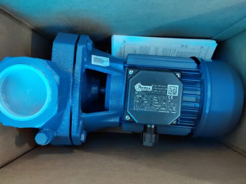 Máy bơm Pentax CHT 210